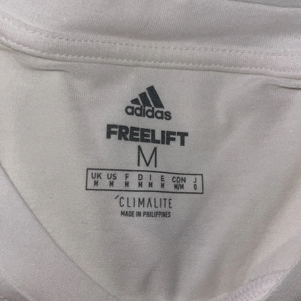 BNWT- Adidas FREELIFT Climalite T-Shirt - Picture 5 of 6